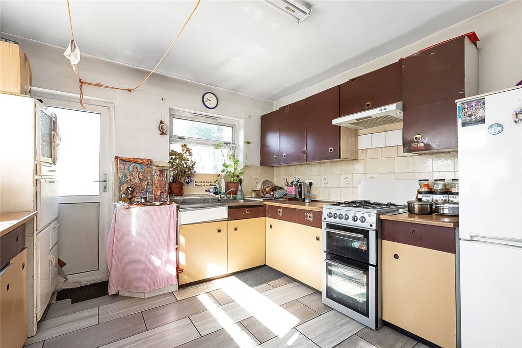 Property photo 3 of 13 Picture No. 05