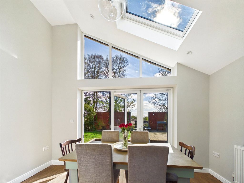 Property photo 3 of 15 Picture No. 13