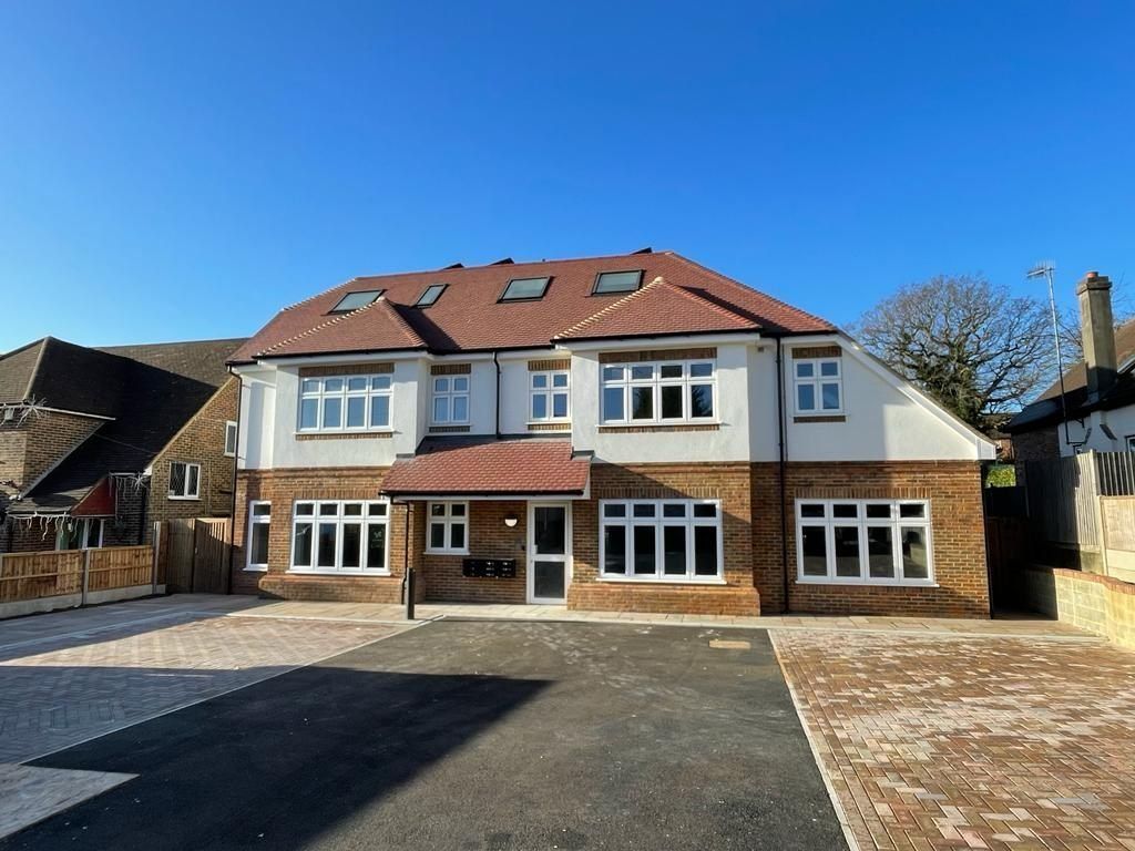 Property photo 2 of 21