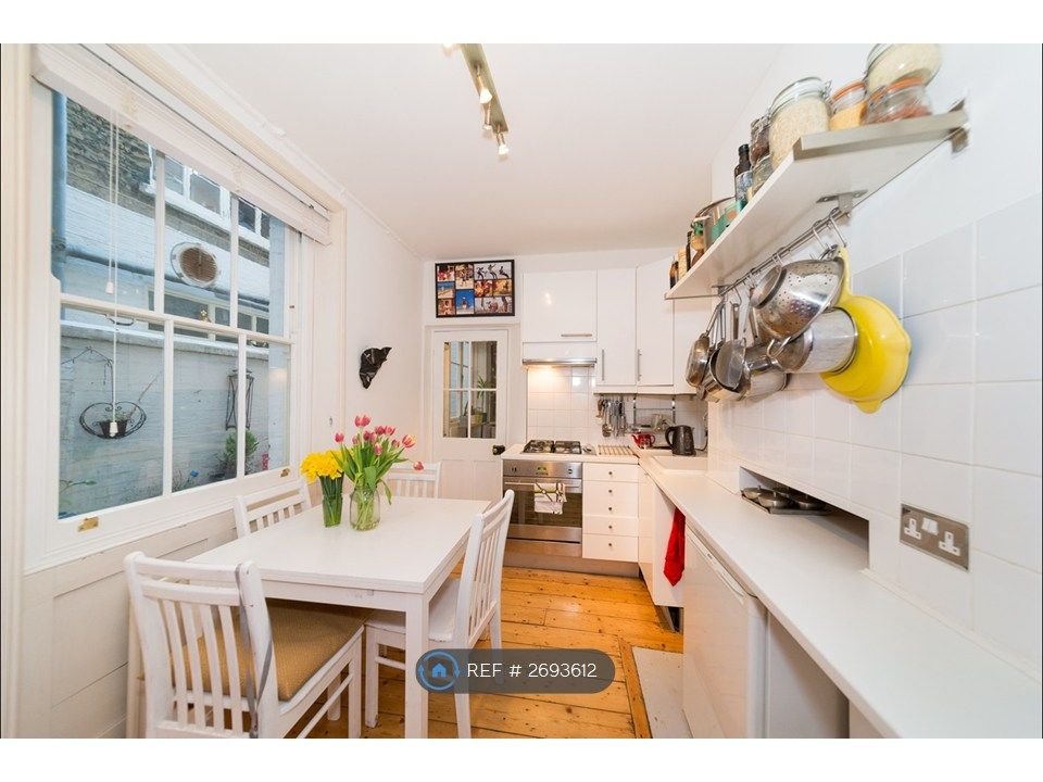 Property photo 2 of 8 Kitchen