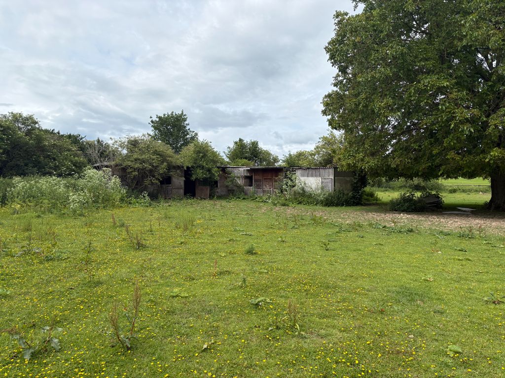 Property photo 2 of 5