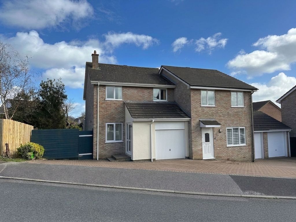 Property photo 1 of 24