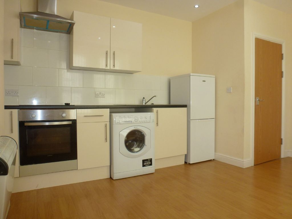 Property photo 1 of 6 1 Bedroom Flat For Rent