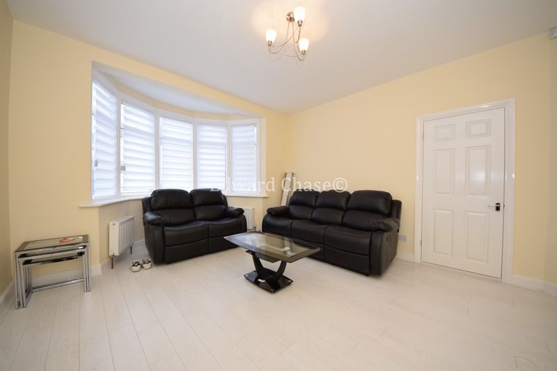 Property photo 1 of 14 Photo 10