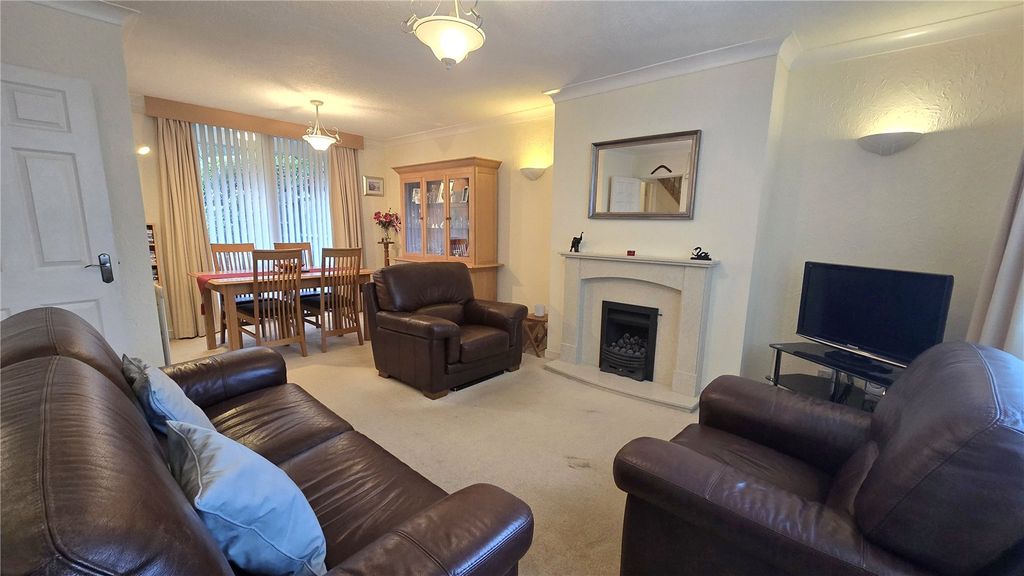 Property photo 2 of 22 Picture No. 11