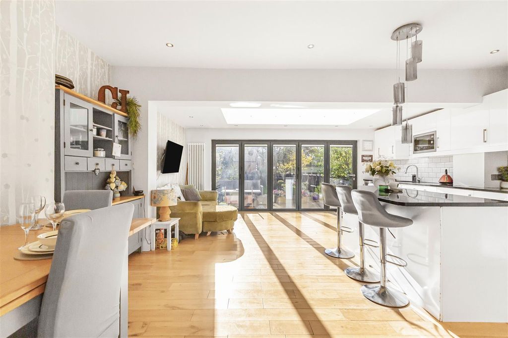 Property photo 1 of 25 16_42151.Jpg