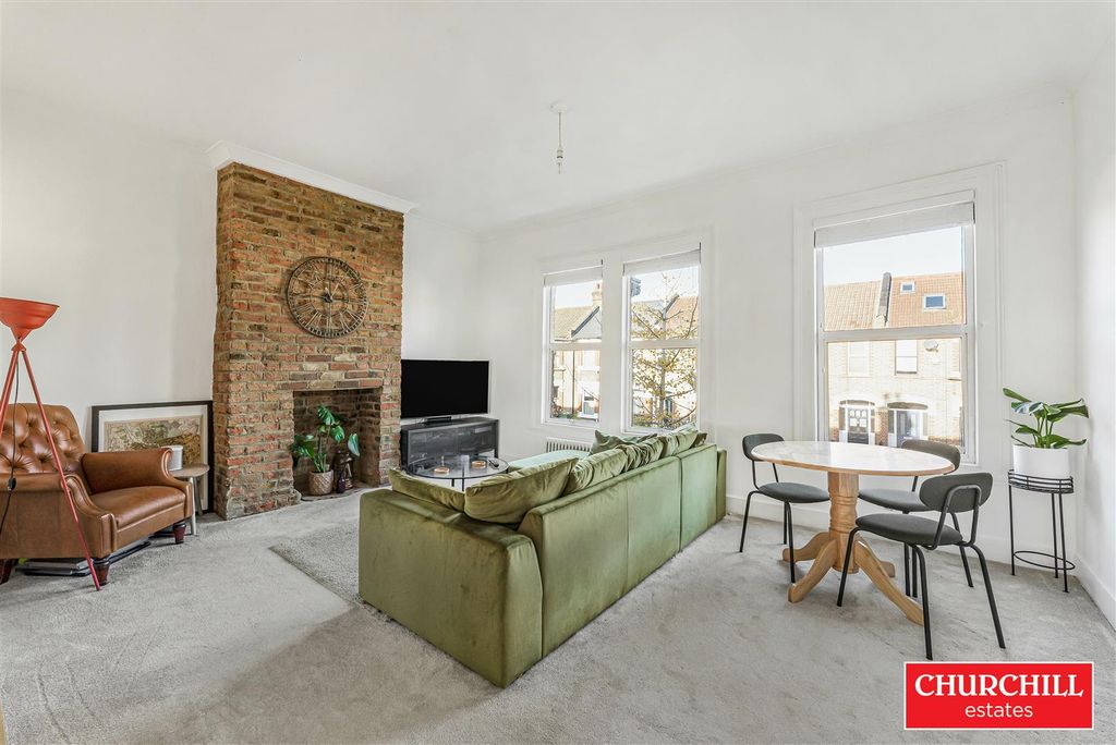 Property photo 2 of 20