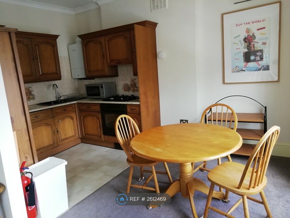Property photo 3 of 9 Open Plan Kitchen &amp; Dining Room
