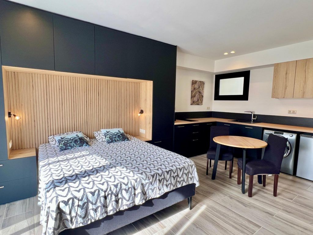 Property photo 3 of 24