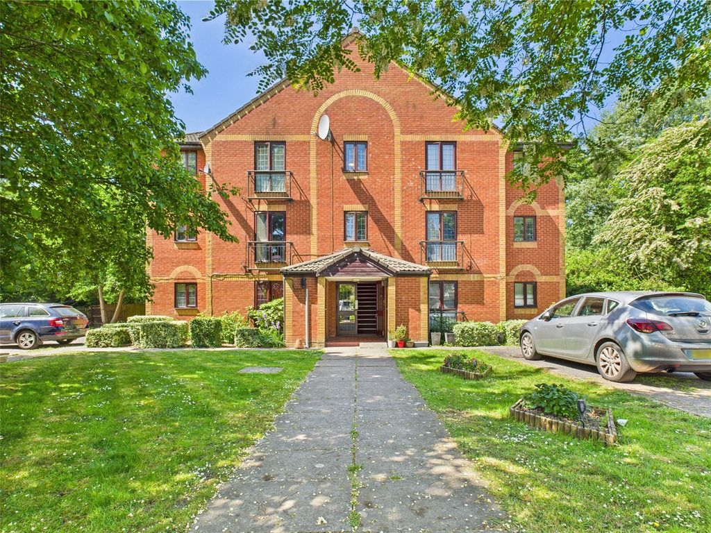 Property photo 1 of 9 Picture No. 14