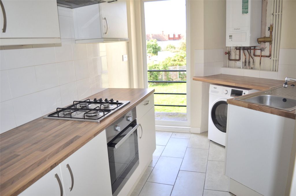 Property photo 2 of 16 Kitchen