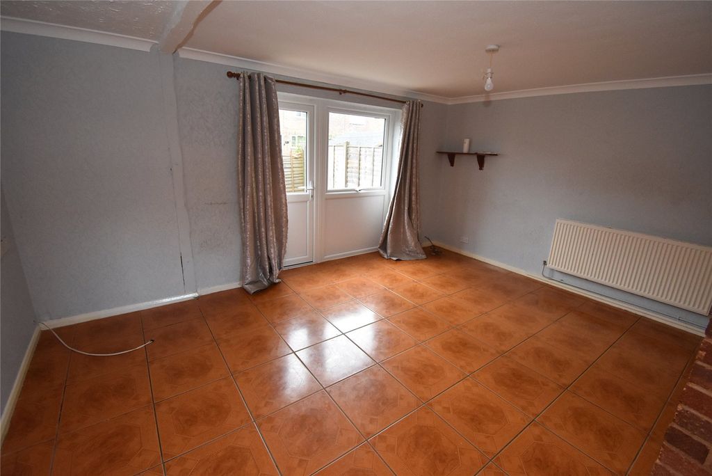 Property photo 2 of 14 Picture No. 02