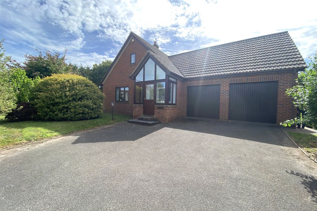 Property photo 2 of 23 Picture No. 19