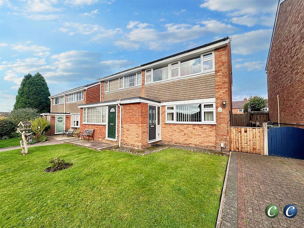 Property photo 1 of 11