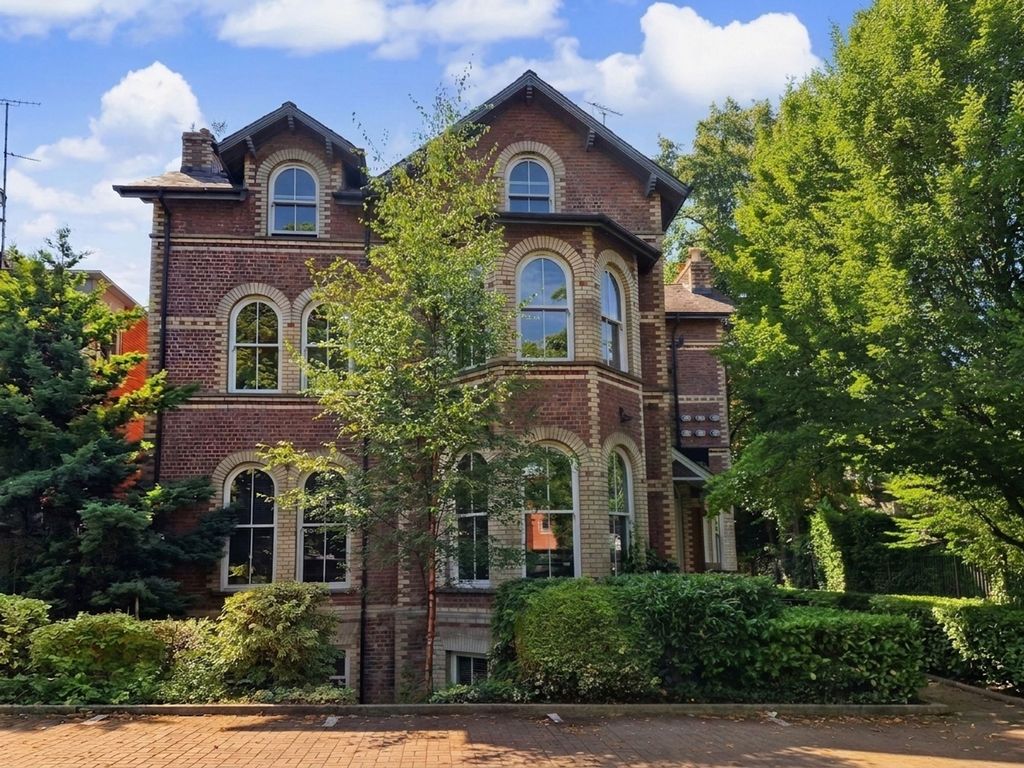 Property photo 1 of 20