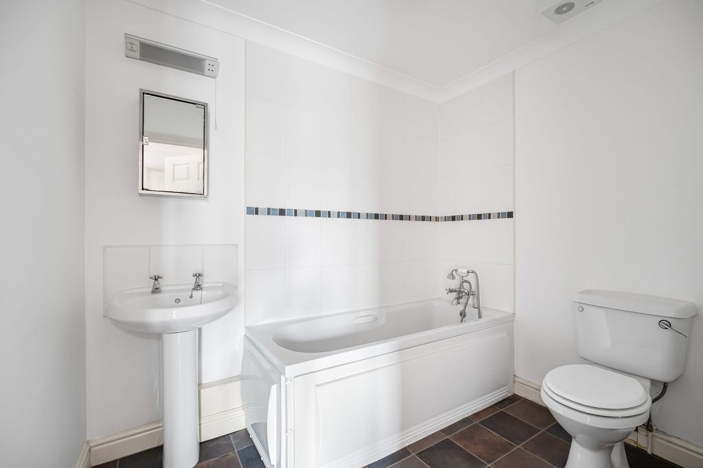 Additional image 15 of 2 bed flat for salePochin Drive, Pochin House Pochin Drive PL25