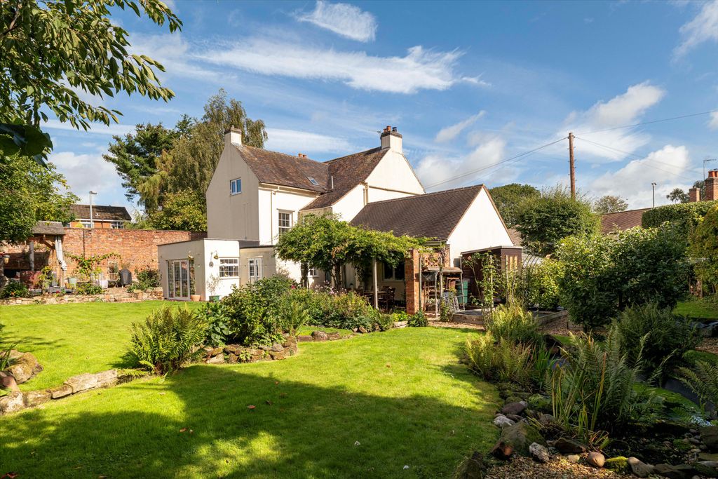 Property photo 2 of 32 Image