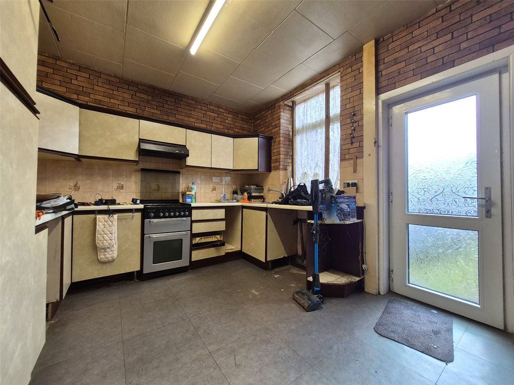 Property photo 3 of 10 Picture No. 04
