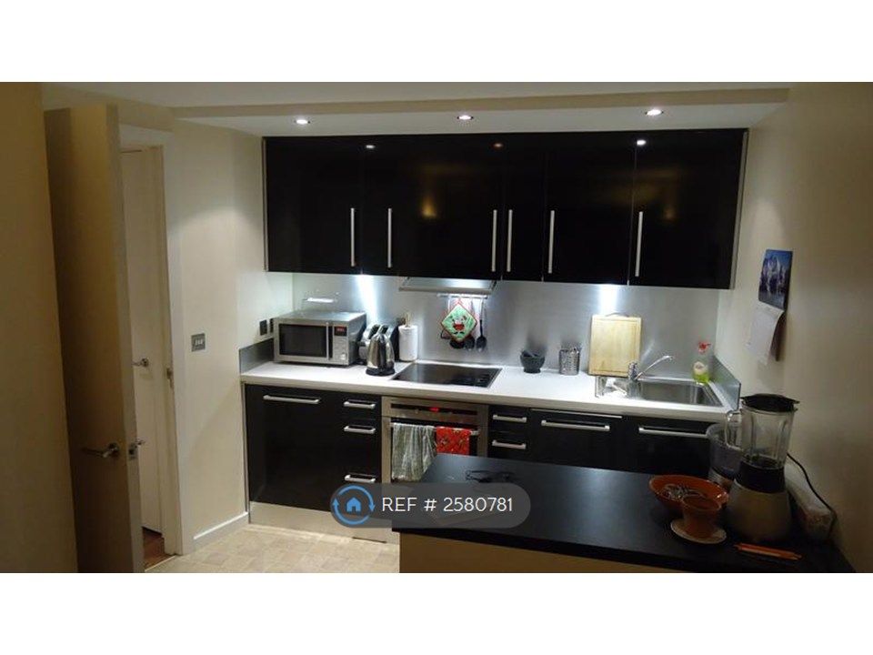 Property photo 3 of 11 Kitchen Photo 1