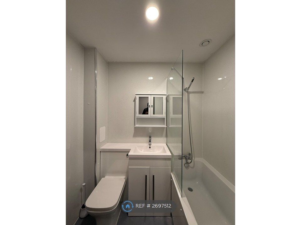 Property photo 2 of 3