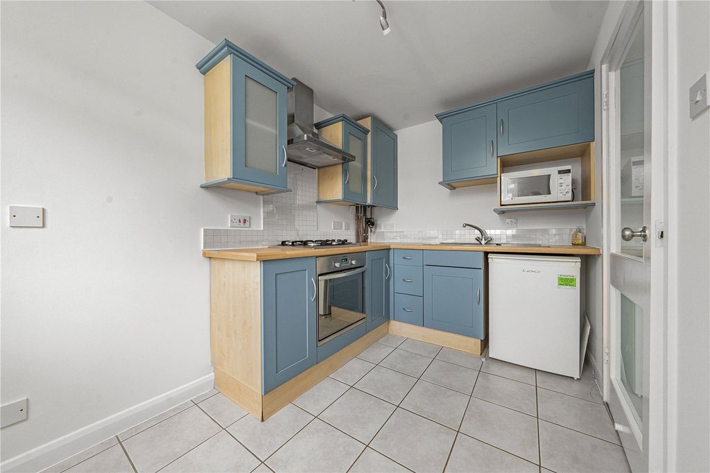 Property photo 3 of 14 Picture No. 05