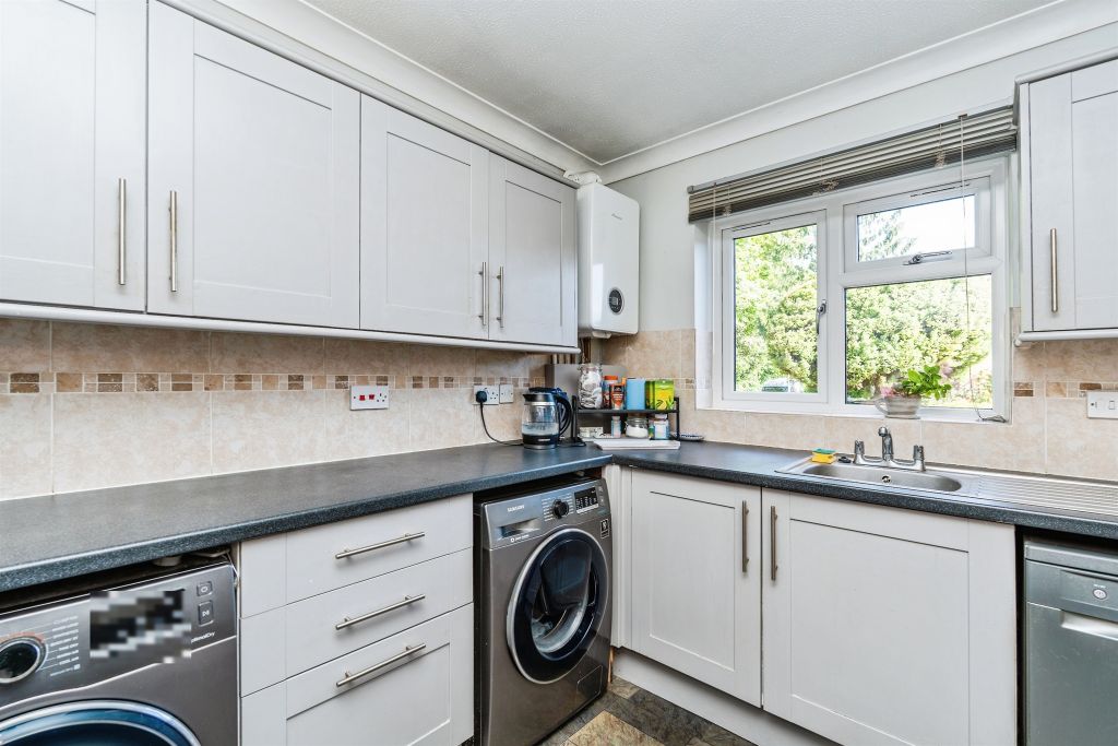 Property photo 3 of 18