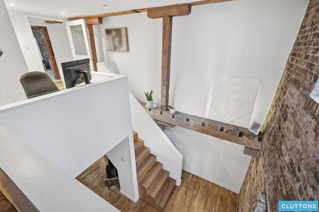 Property photo 3 of 18 Img_1999