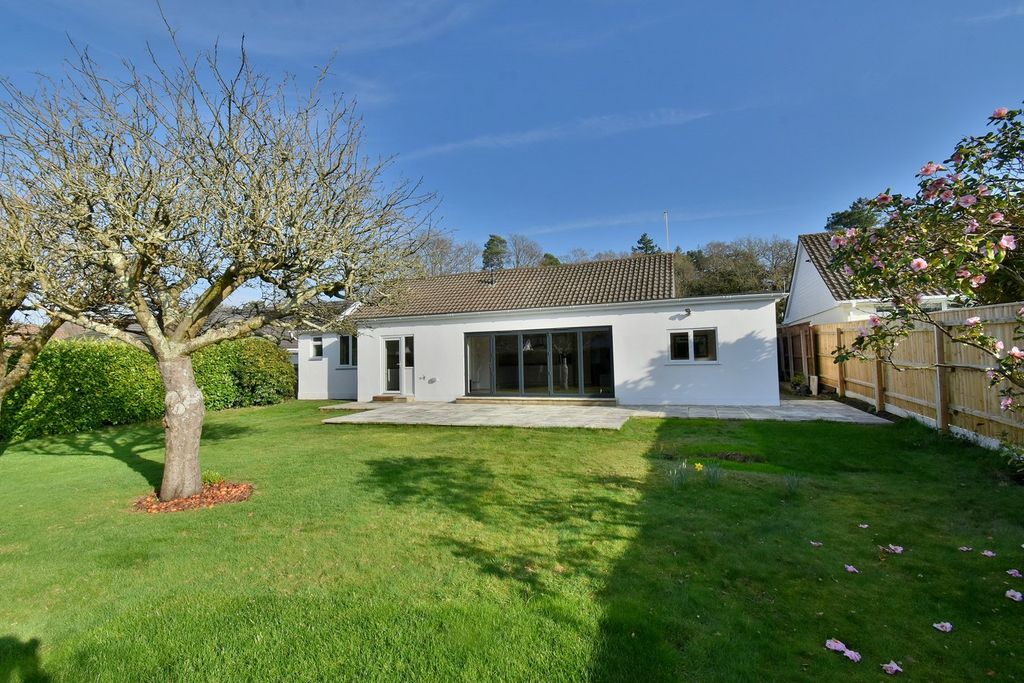 Property photo 2 of 22