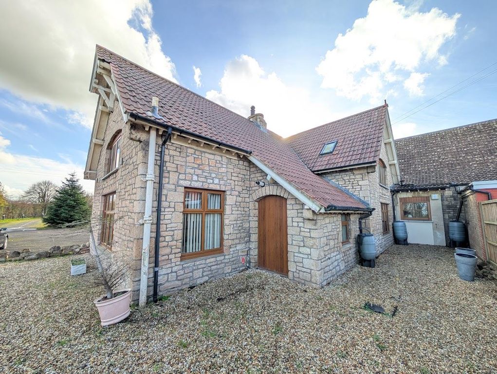 Property photo 2 of 16 Pxl_20251113_121355206.Jpg