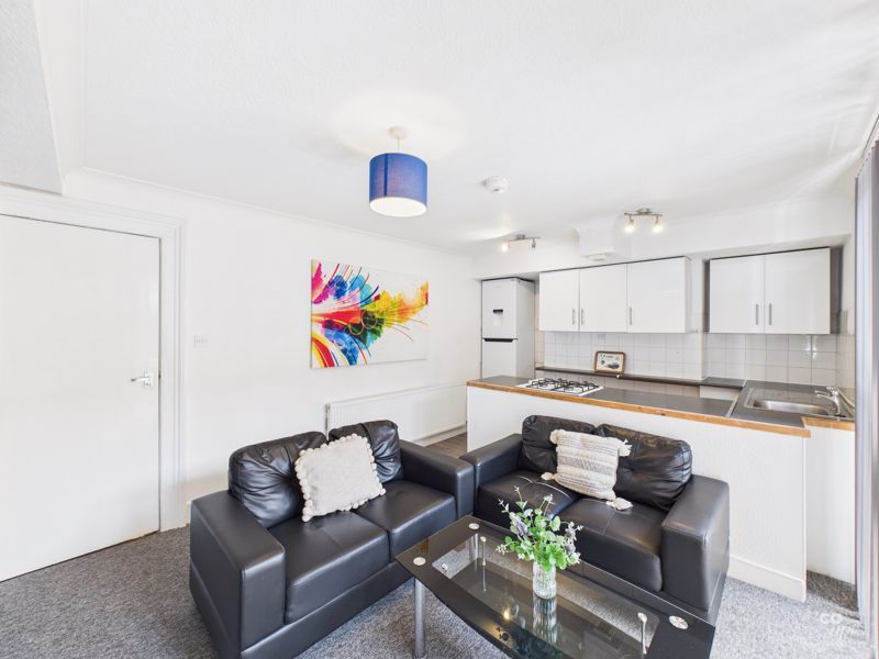 Property photo 2 of 14 Photo 8