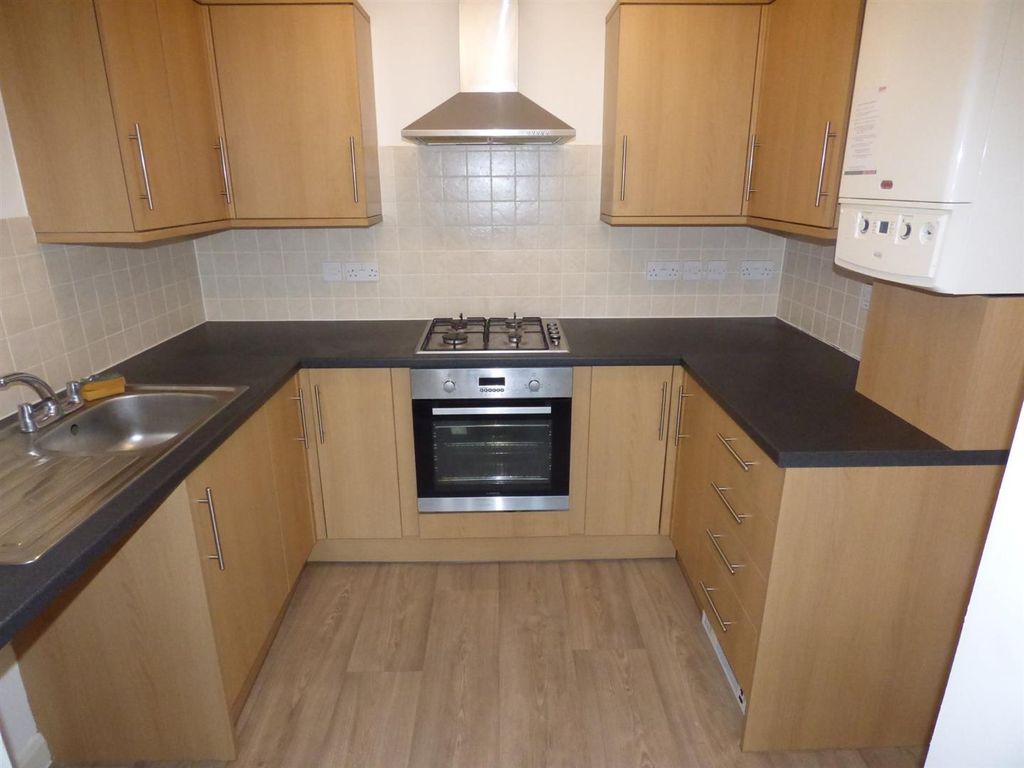 Property photo 2 of 7