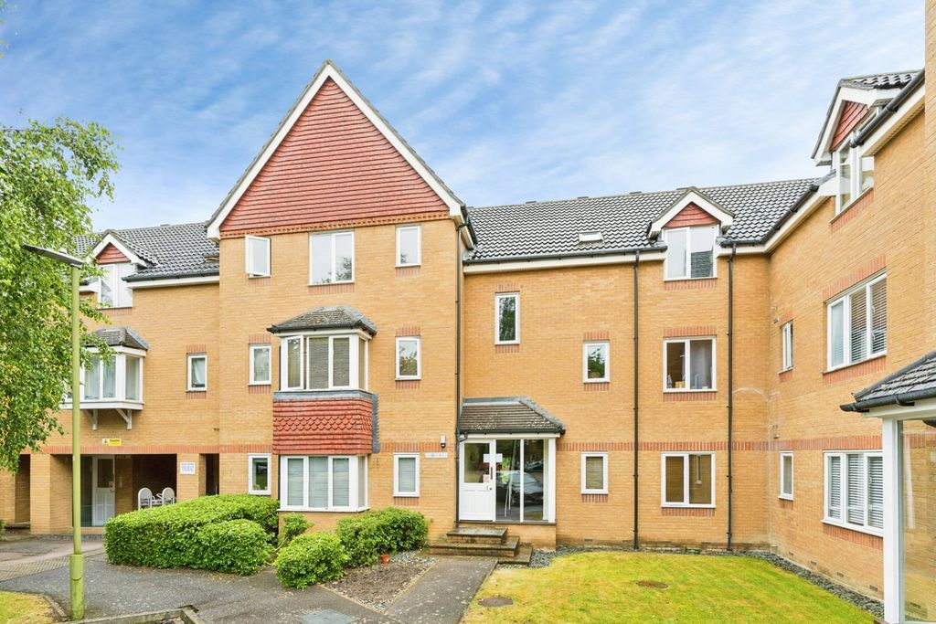 Property photo 1 of 9