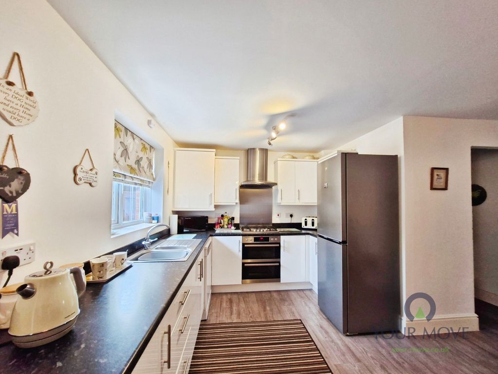 Property photo 2 of 23 Kitchen/Diner