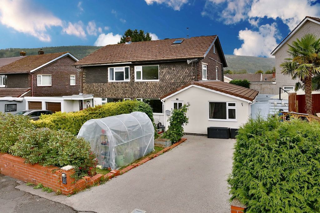 Property photo 1 of 37