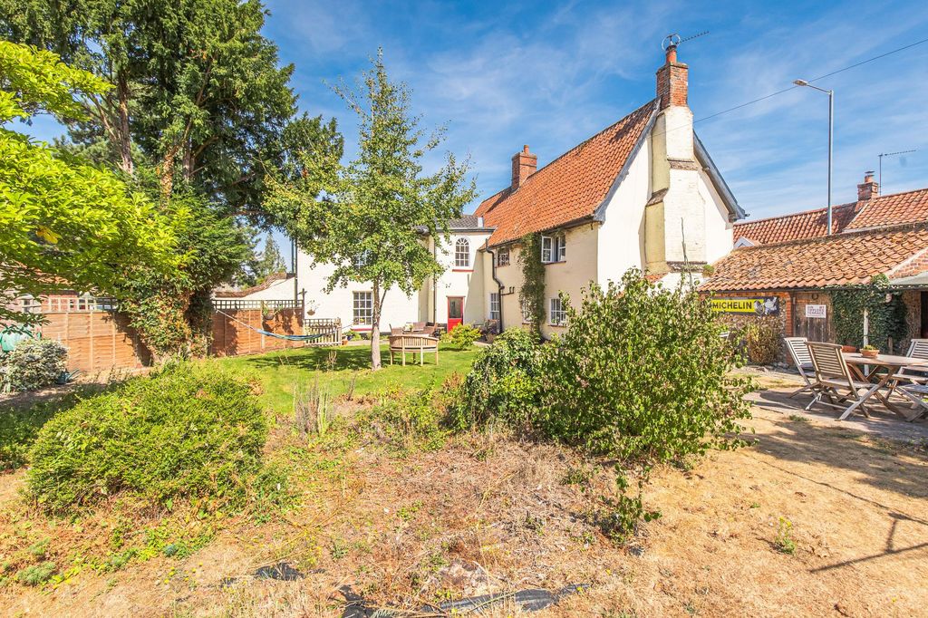 Property photo 1 of 21
