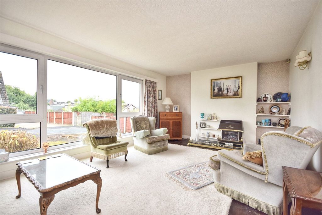 Property photo 2 of 18 Living Room