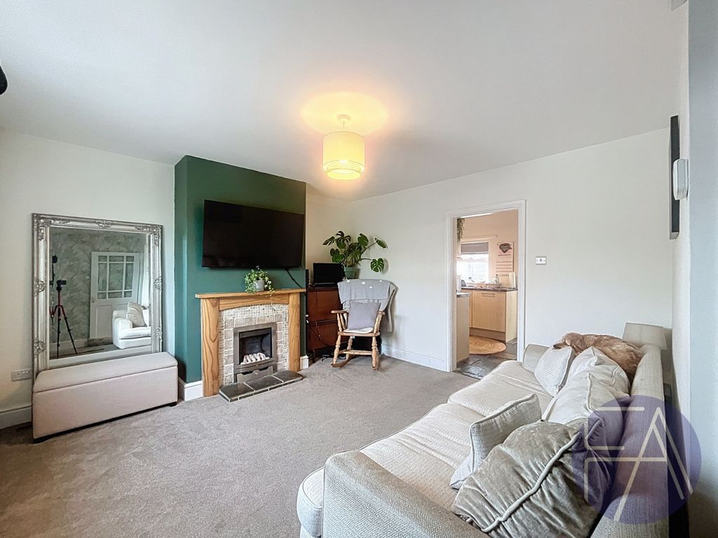 Property photo 3 of 16 4738512