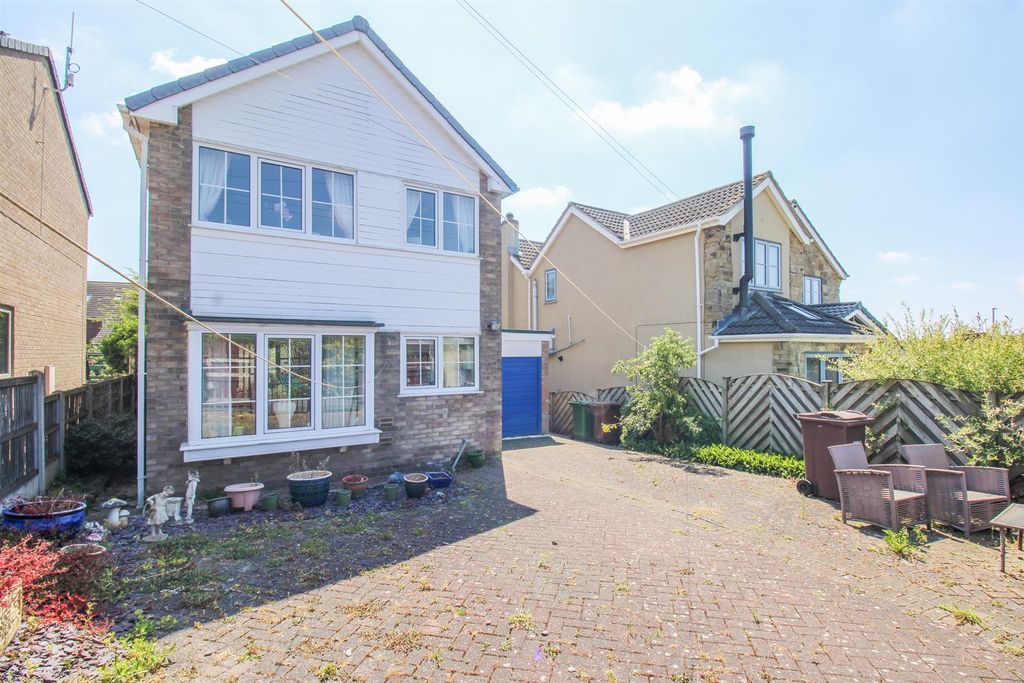 Additional image 13 of 3 bed detached house for saleAckworth Road, Pontefract WF8