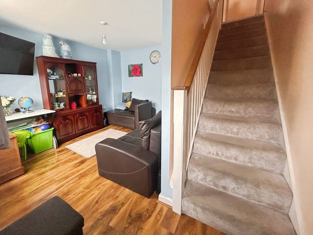 Property photo 2 of 9 Hallwway/Stairs