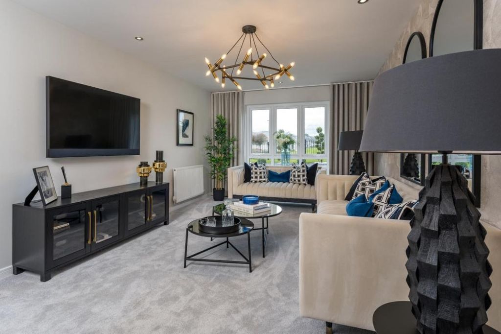 Property photo 3 of 22 Showhome Photography