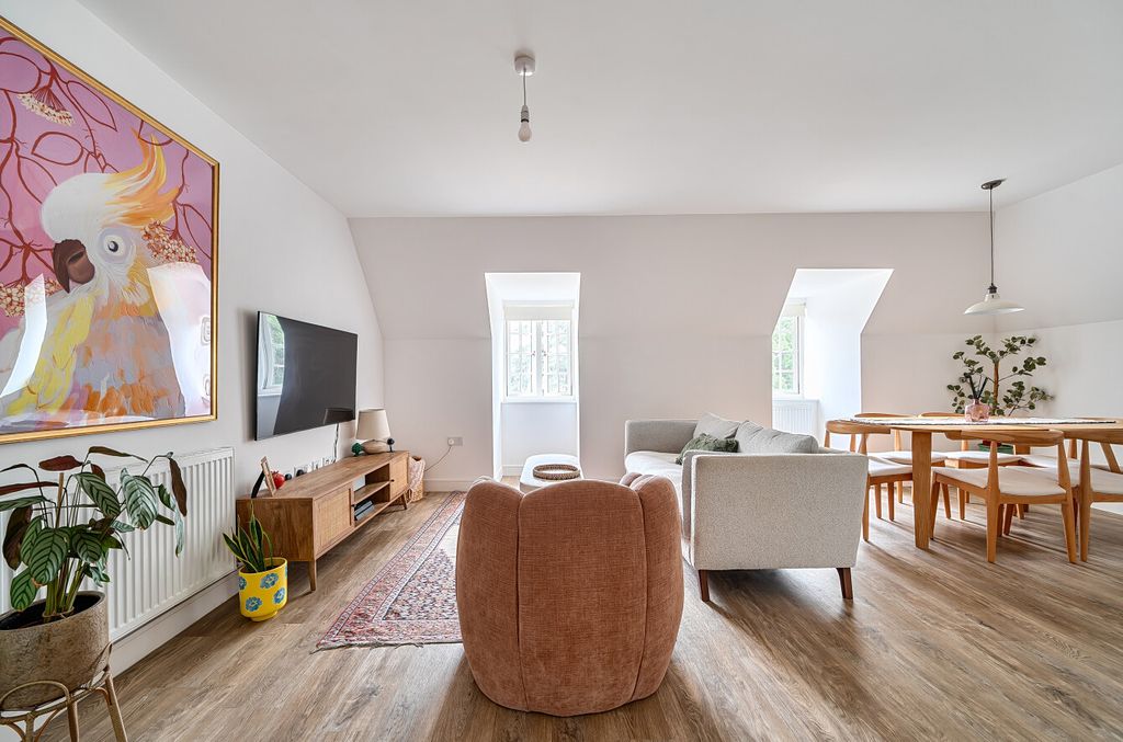 Property photo 1 of 20 1496423-8-6A5Ff66...