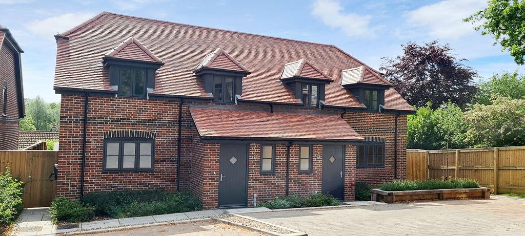 Property photo 3 of 18