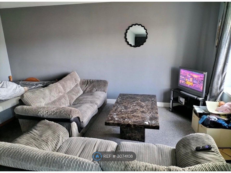 Property photo 3 of 4