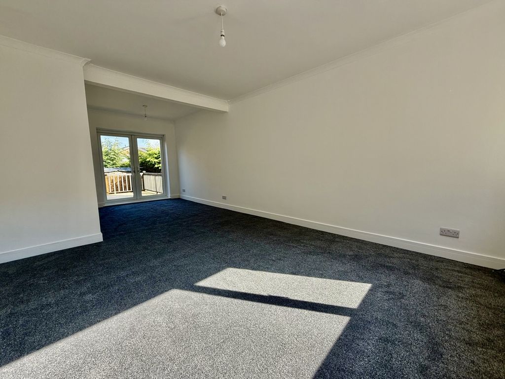 Property photo 3 of 15 Img_1205