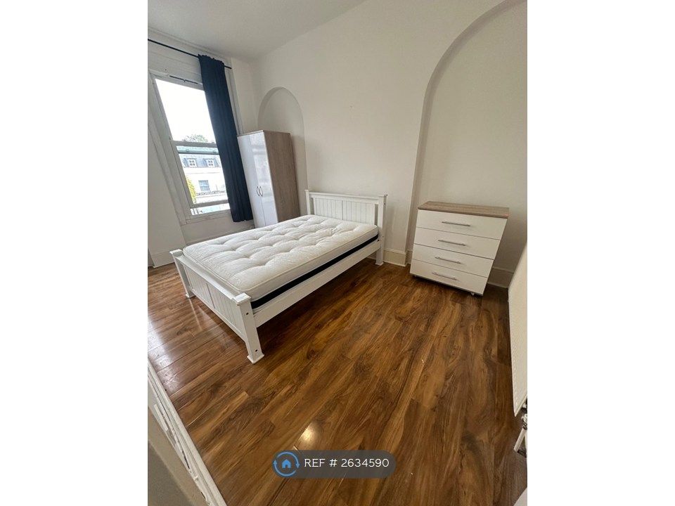 Property photo 1 of 4