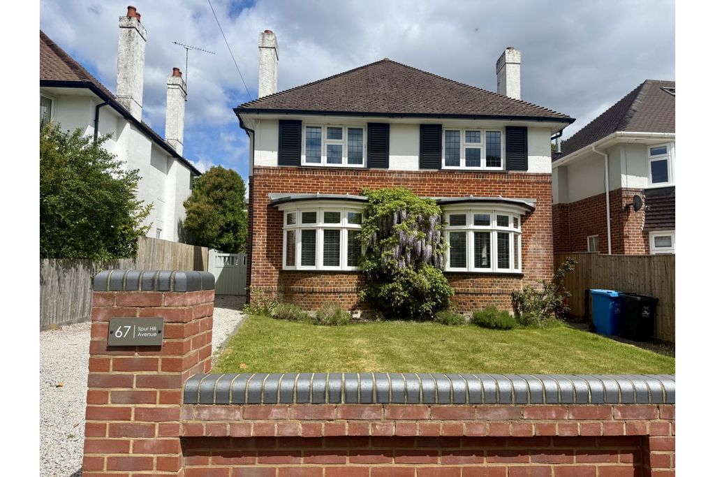 Property photo 1 of 14