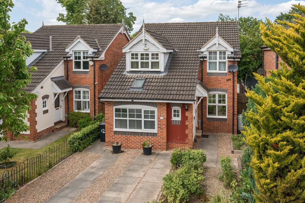 Property photo 1 of 15