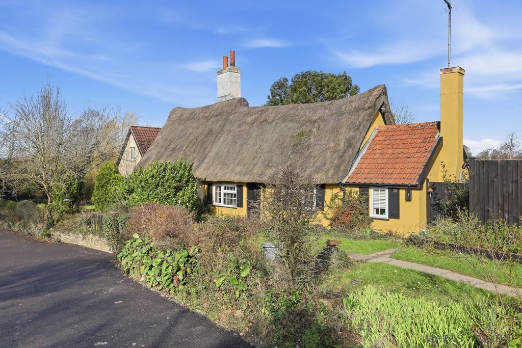 Property photo 1 of 21