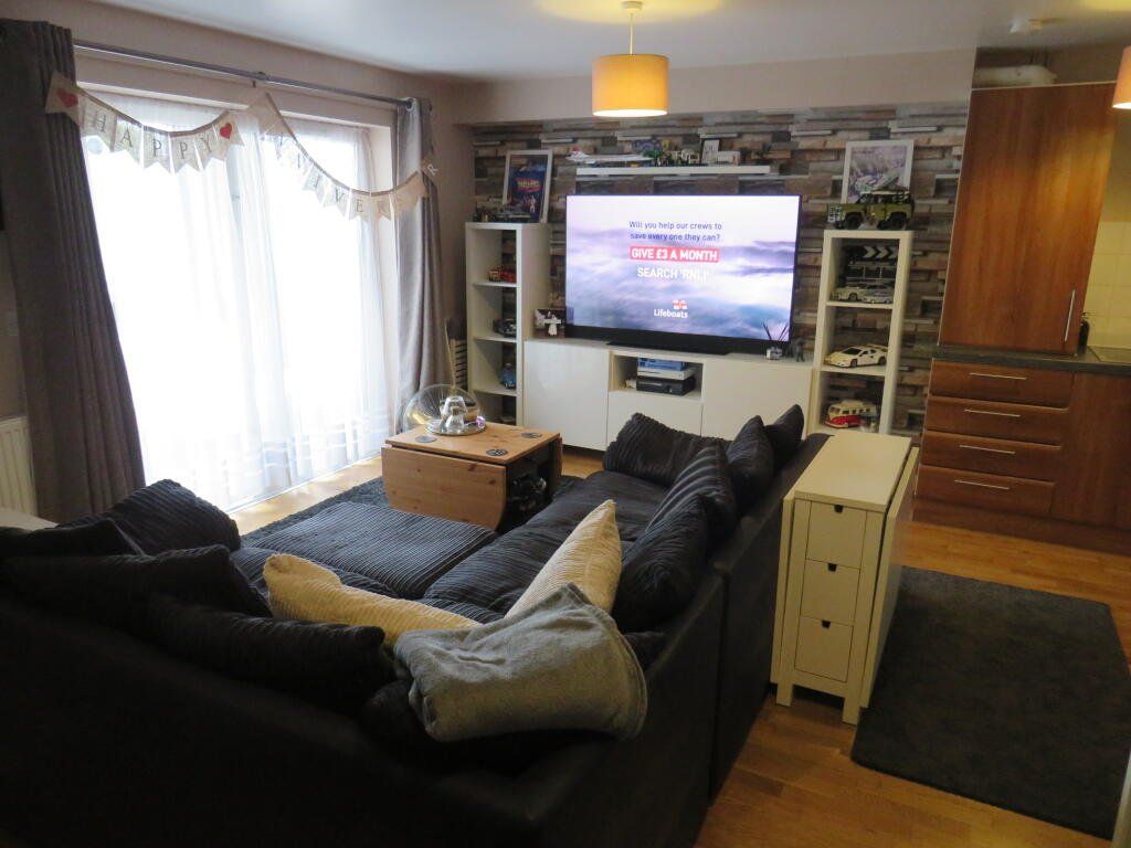 Property photo 2 of 16 Picture No. 09