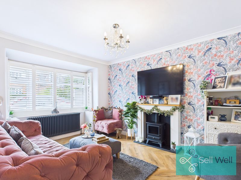 Property photo 2 of 27 Lounge